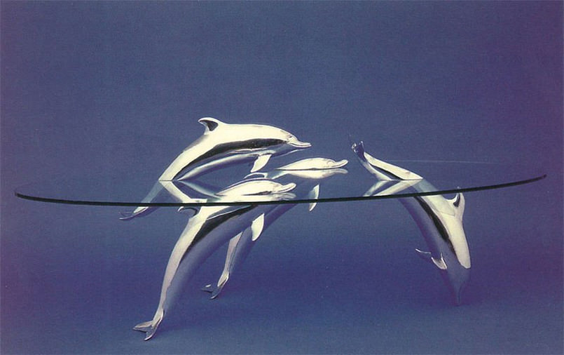 these-tables-look-like-they-have-animals-swimming-in-the-water6-1-805x506