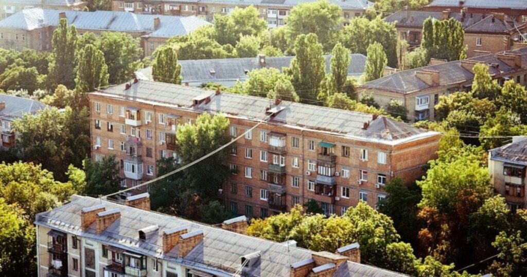 Куди переселятимуть людей, чиї «хрущовки» підпадають під знесення?
