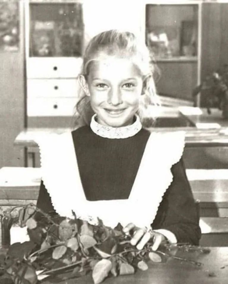 Як українські зірки виглядали в школі- Катерина Осадча