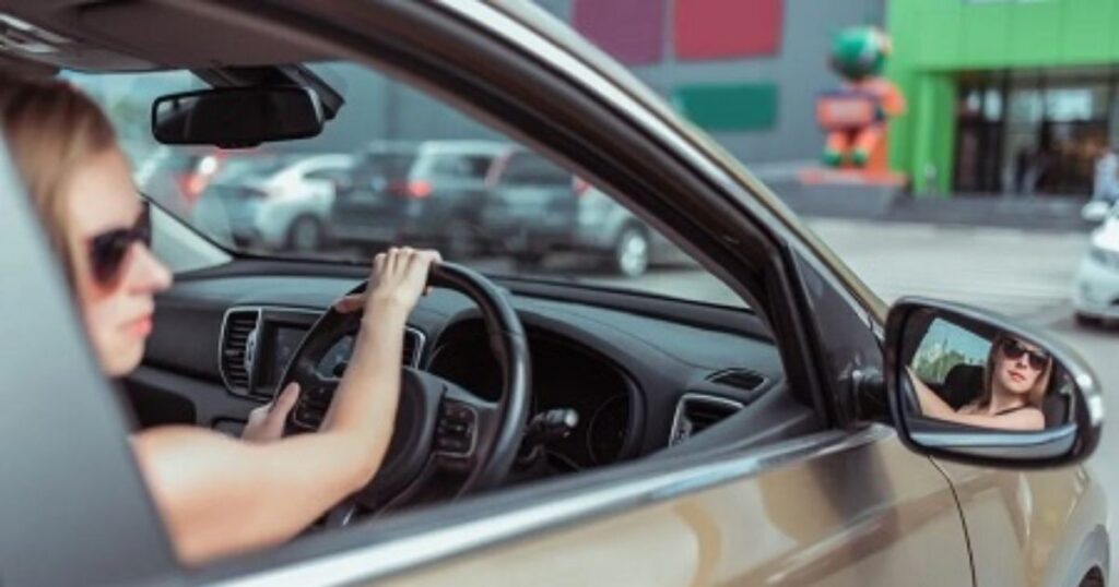 Звідки взявся правосторонній рух?