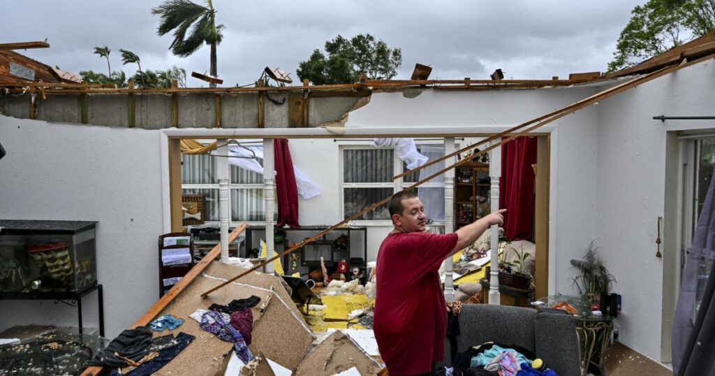 Ураган Мілтон: катастрофа у Флориді! Шокуючі відео руйнувань та наслідків руйнівної стихії!