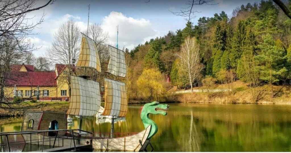 Озера та бази відпочинку біля Львова- чарівні озера