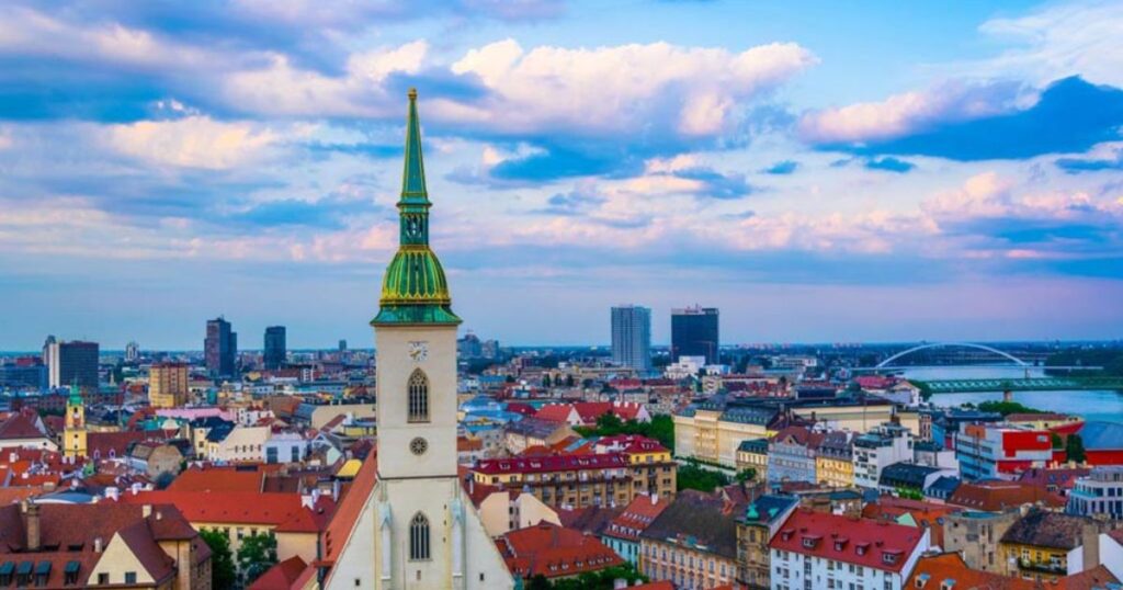 Які виплати українці отримують закордоном - Словаччина