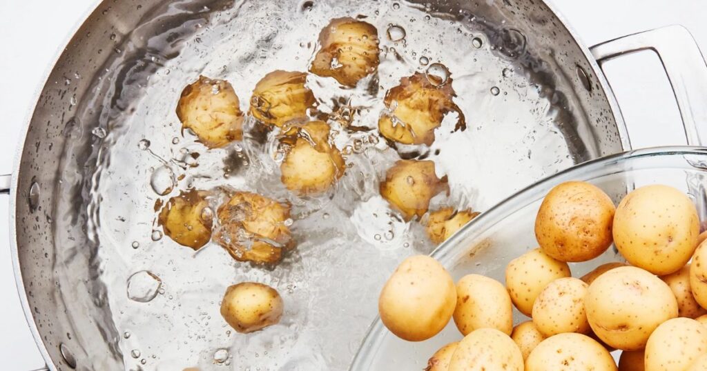 Скільки вариться картопля - очищена