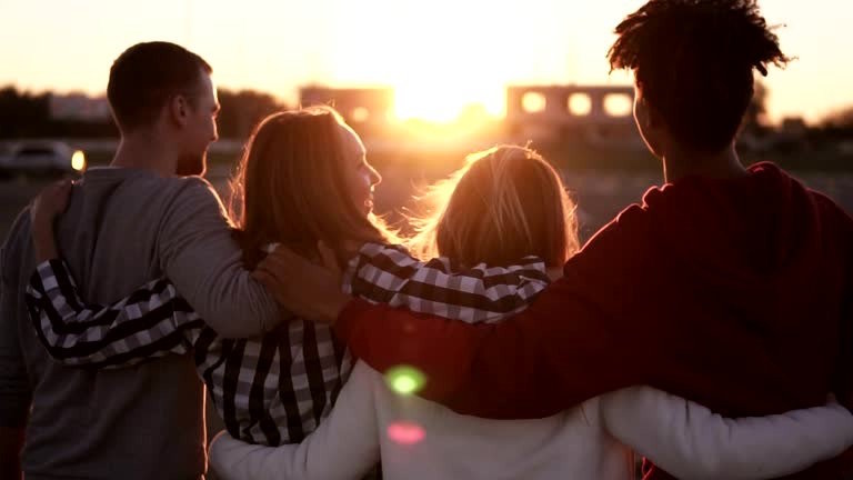 Компанія молодих друзів